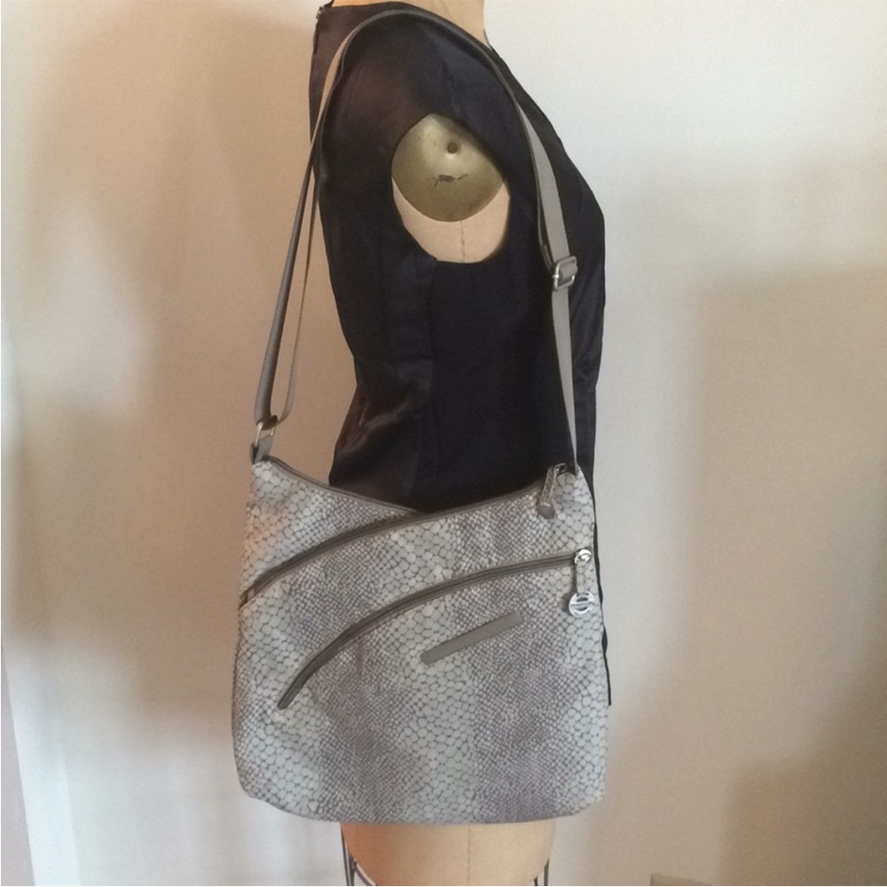 Travelon Crossbody Snake Pattern
